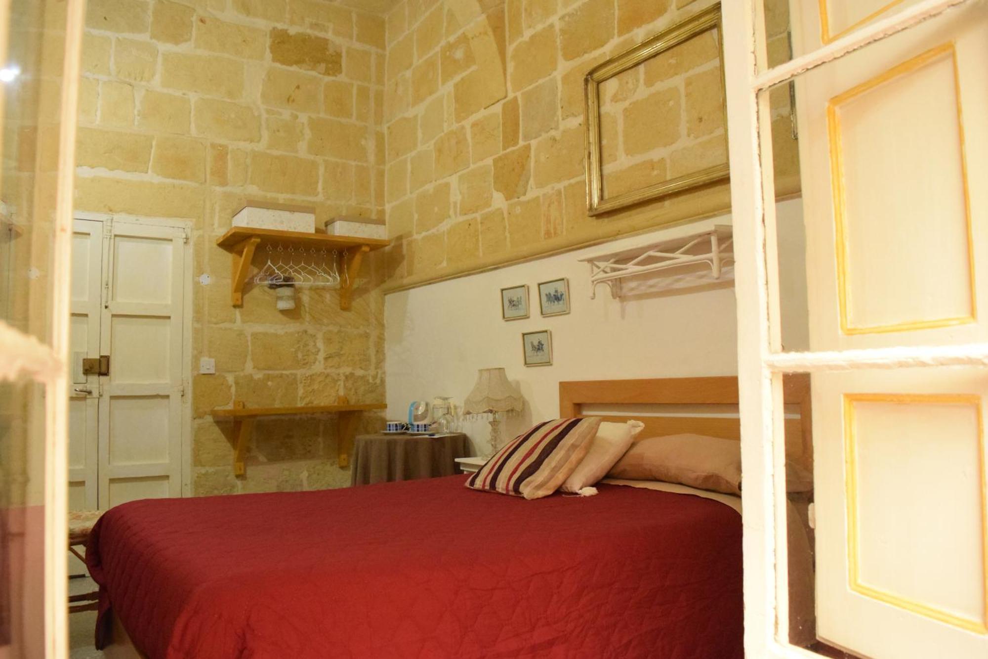 Maria Townhouse Heart Of Victoria B&B Dış mekan fotoğraf