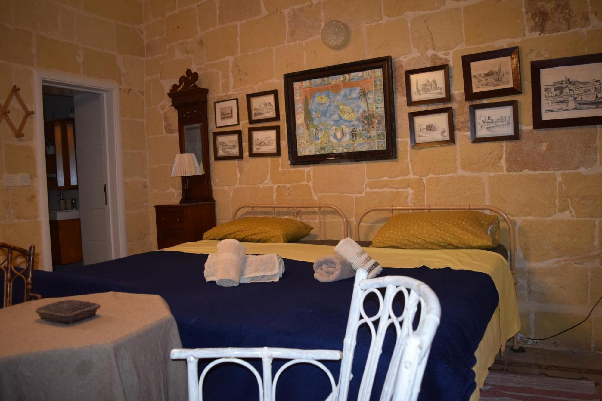 Maria Townhouse Heart Of Victoria B&B Dış mekan fotoğraf